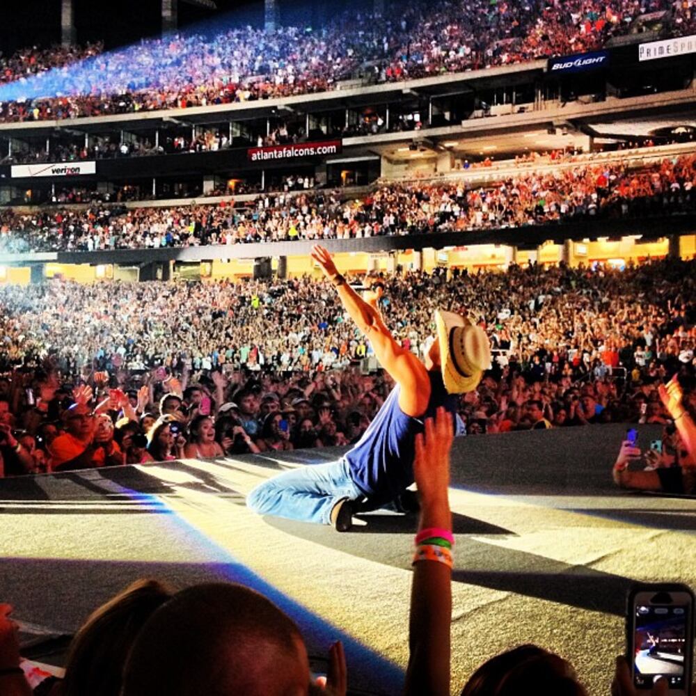 #kennychesney