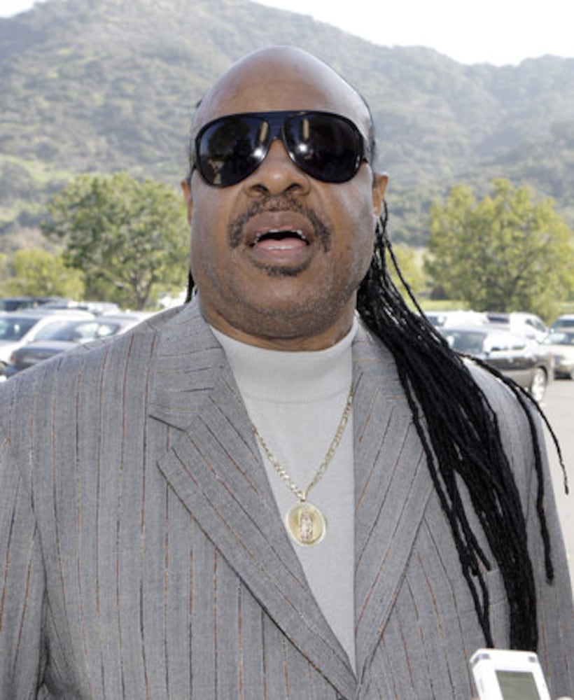 Stars attend Teena Marie memorial service