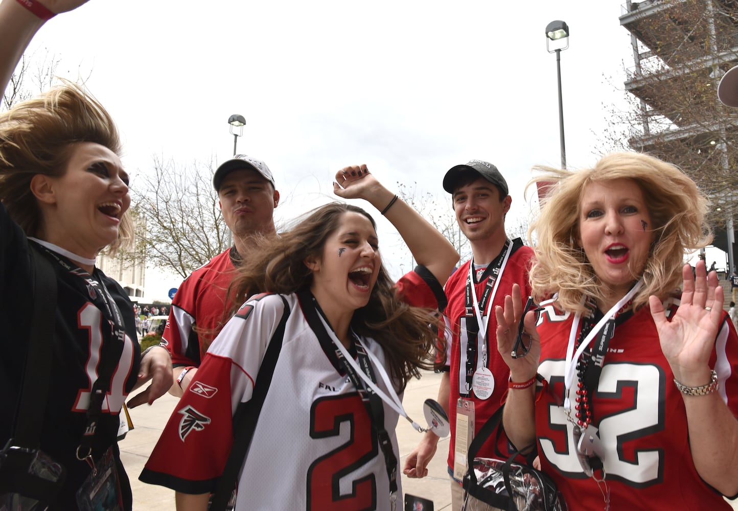 Falcons fans party in Houston on Super Bowl Sunday