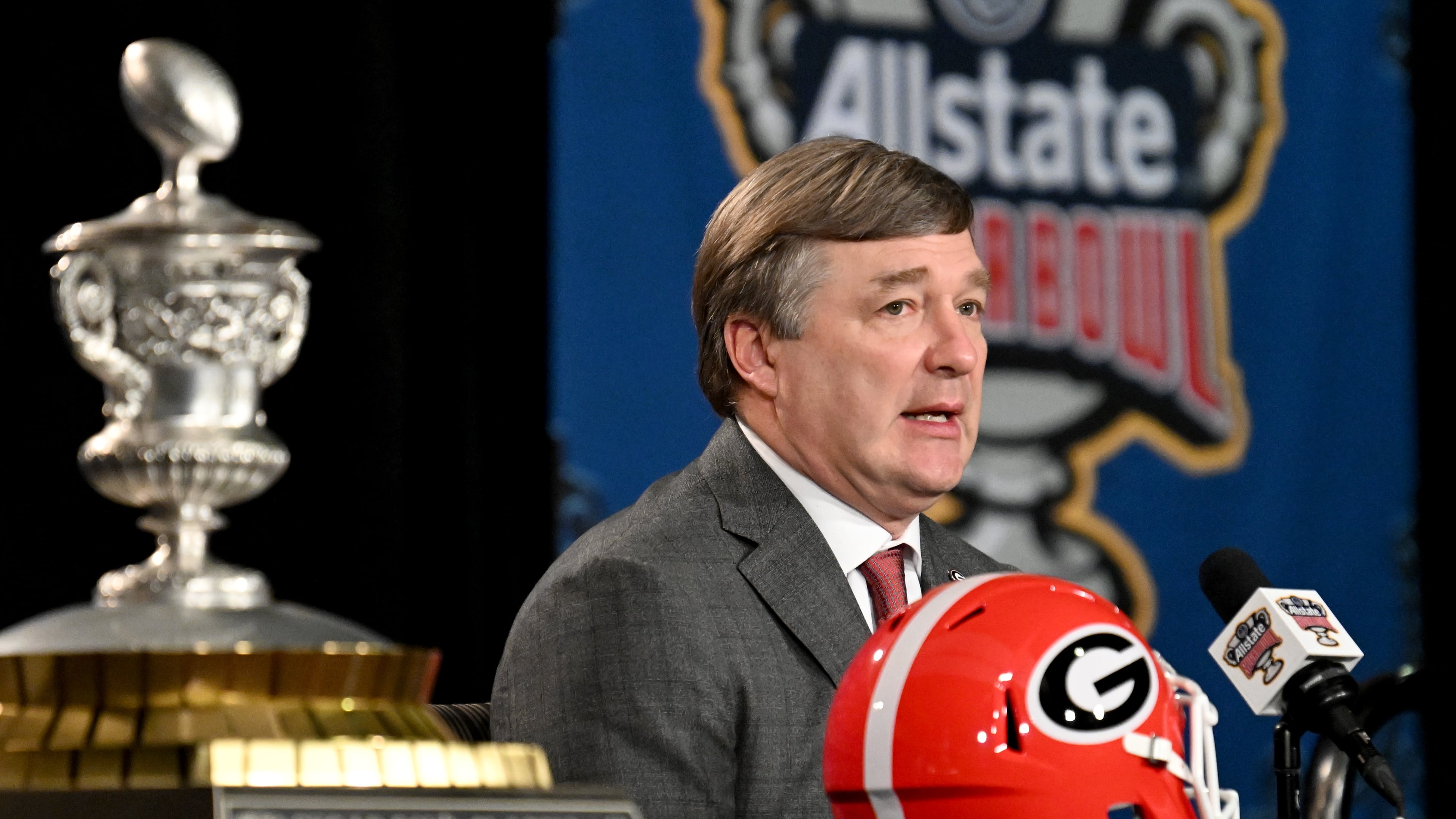 Georgia is headed back to the Sugar Bowl for the second straight year. Last year, the Bulldogs lost to Notre Dame in New Orleans. (Hyosub Shin/AJC)