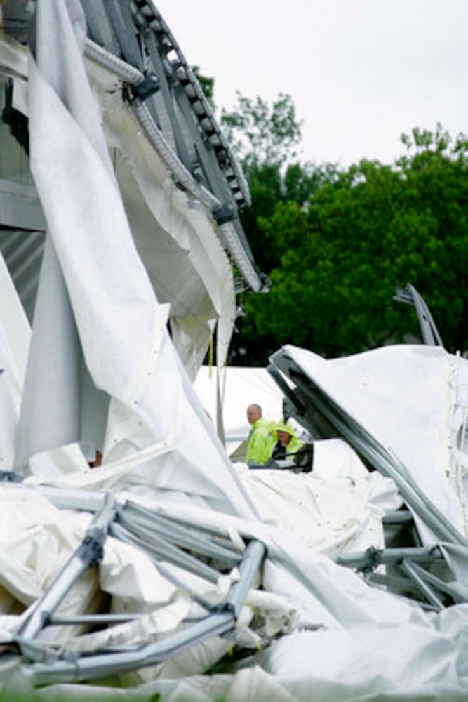 NFL Photos: Cowboys' practice facility collapses