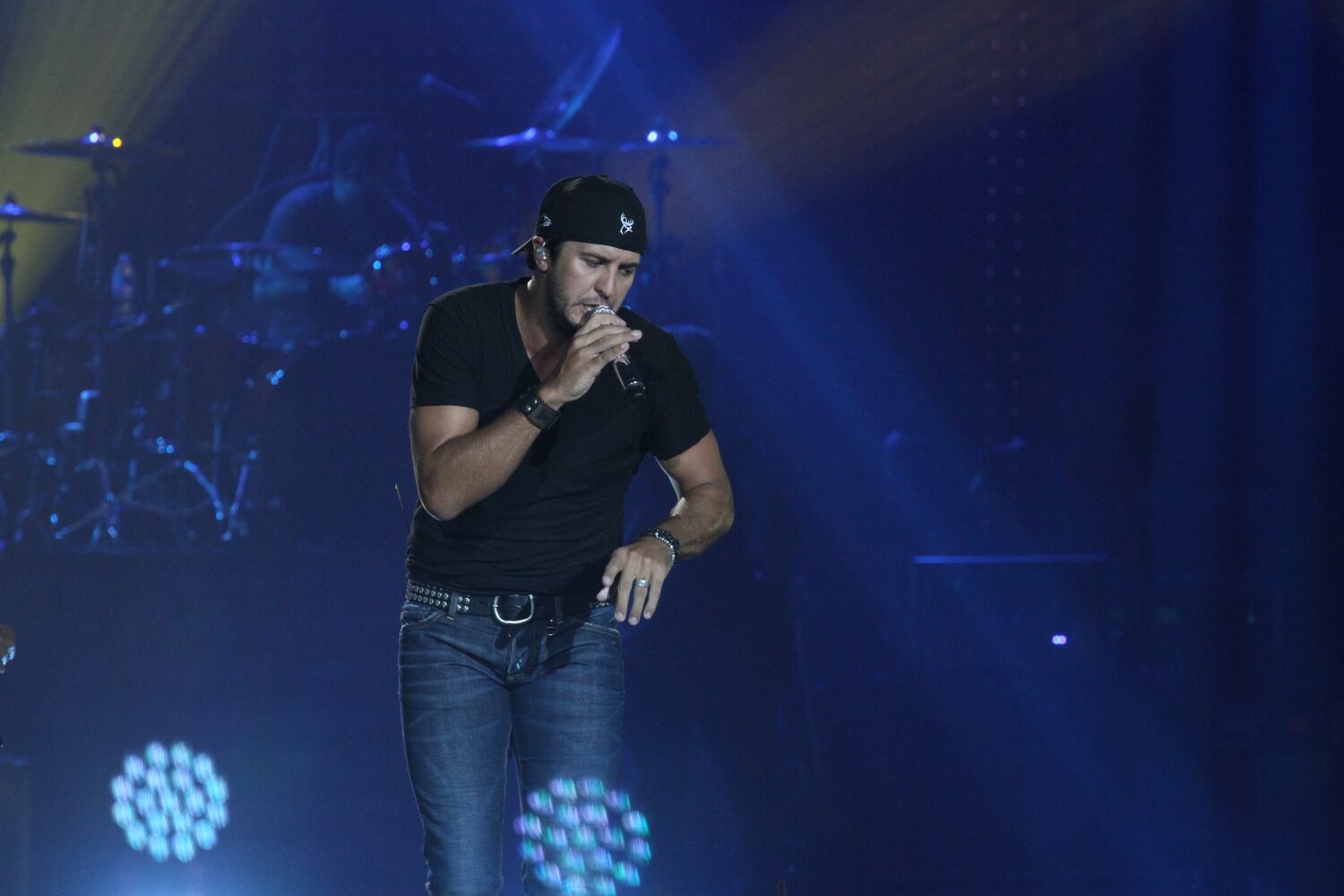 Luke Bryan, Florida Georgia Line play Lakewood