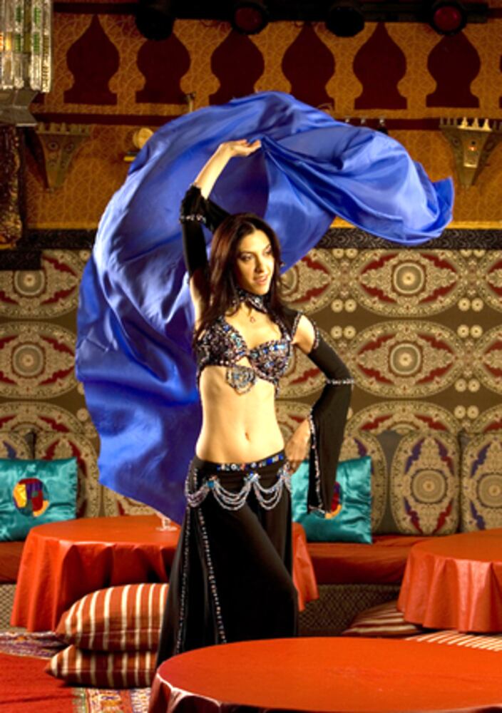 Unique dining: Boats, belly dancers and tiki bars
