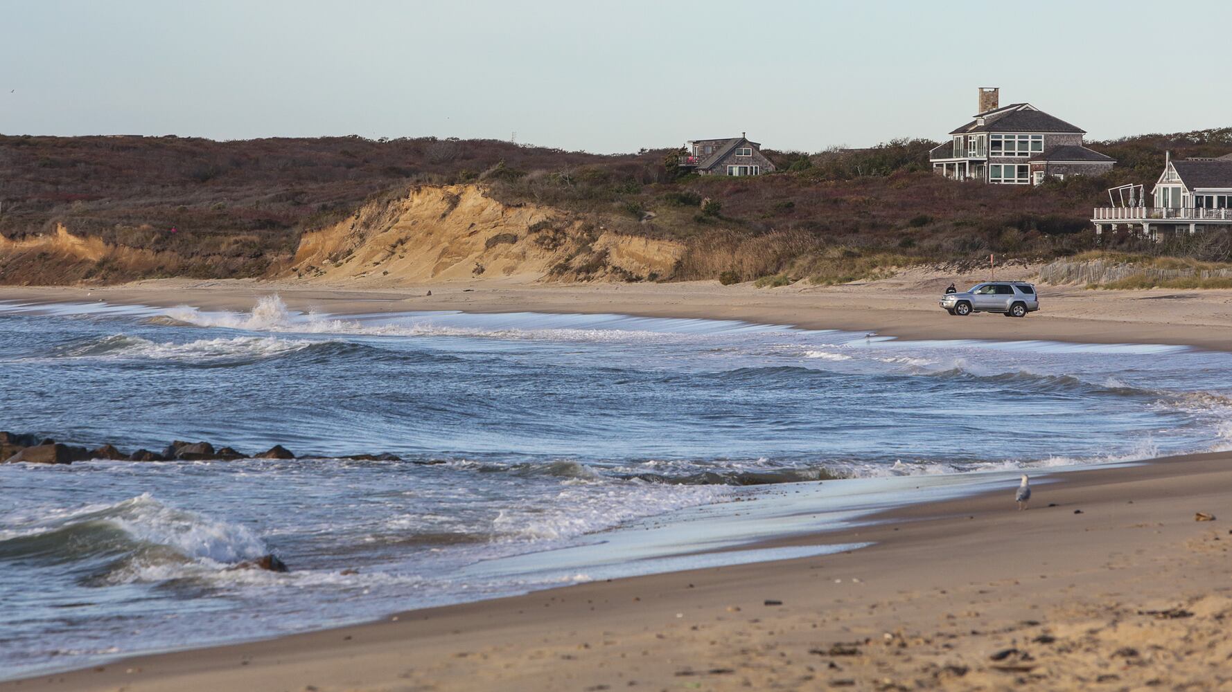Hamptons’ true colors show in autumn offseason
