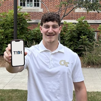 Drew Mendelow created an app for diabetes management when he was 13 that gained global support and marketing approval before he entered Georgia Tech. (Courtesy of Jack Mendelow)