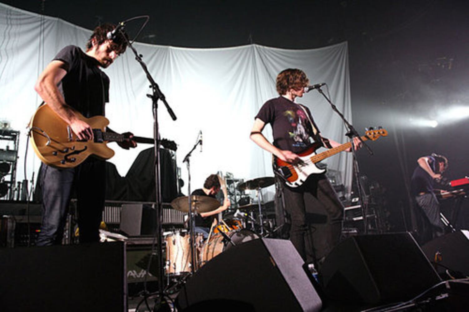 Weezer, Angels & Airwaves at Gwinnett Arena