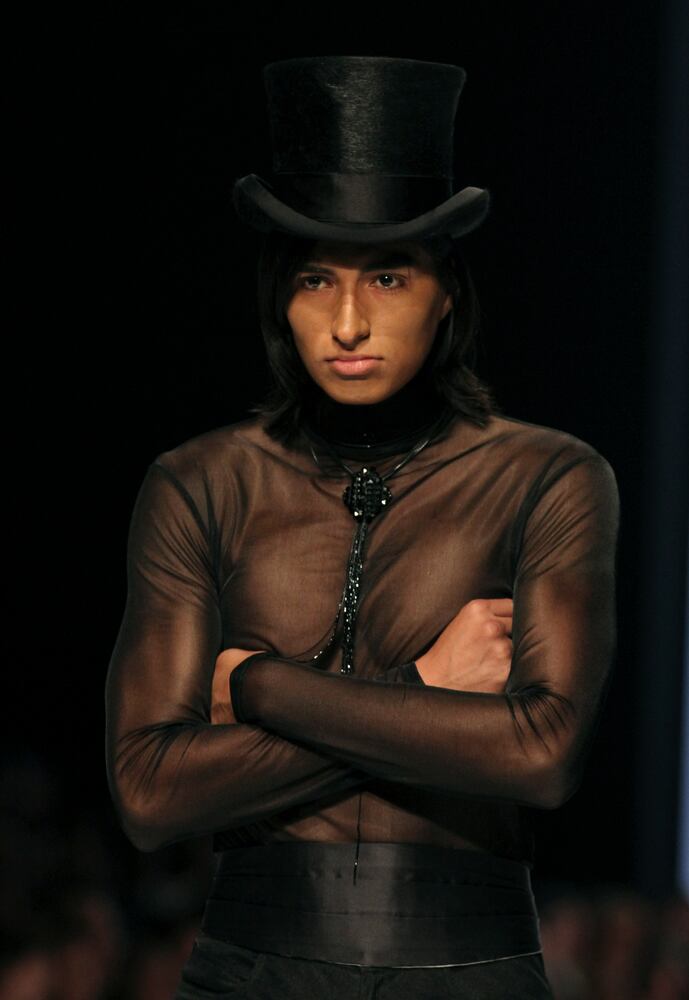 Models walk the catwalk in Colombia