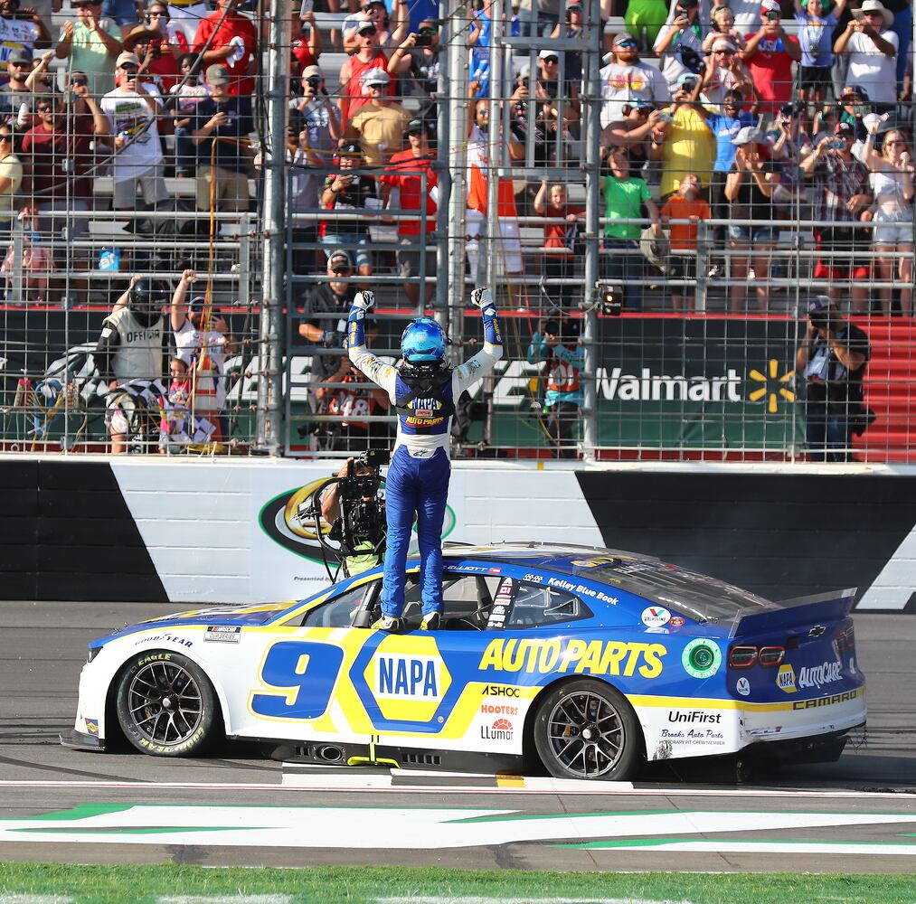 071122 NASCAR PHOTO