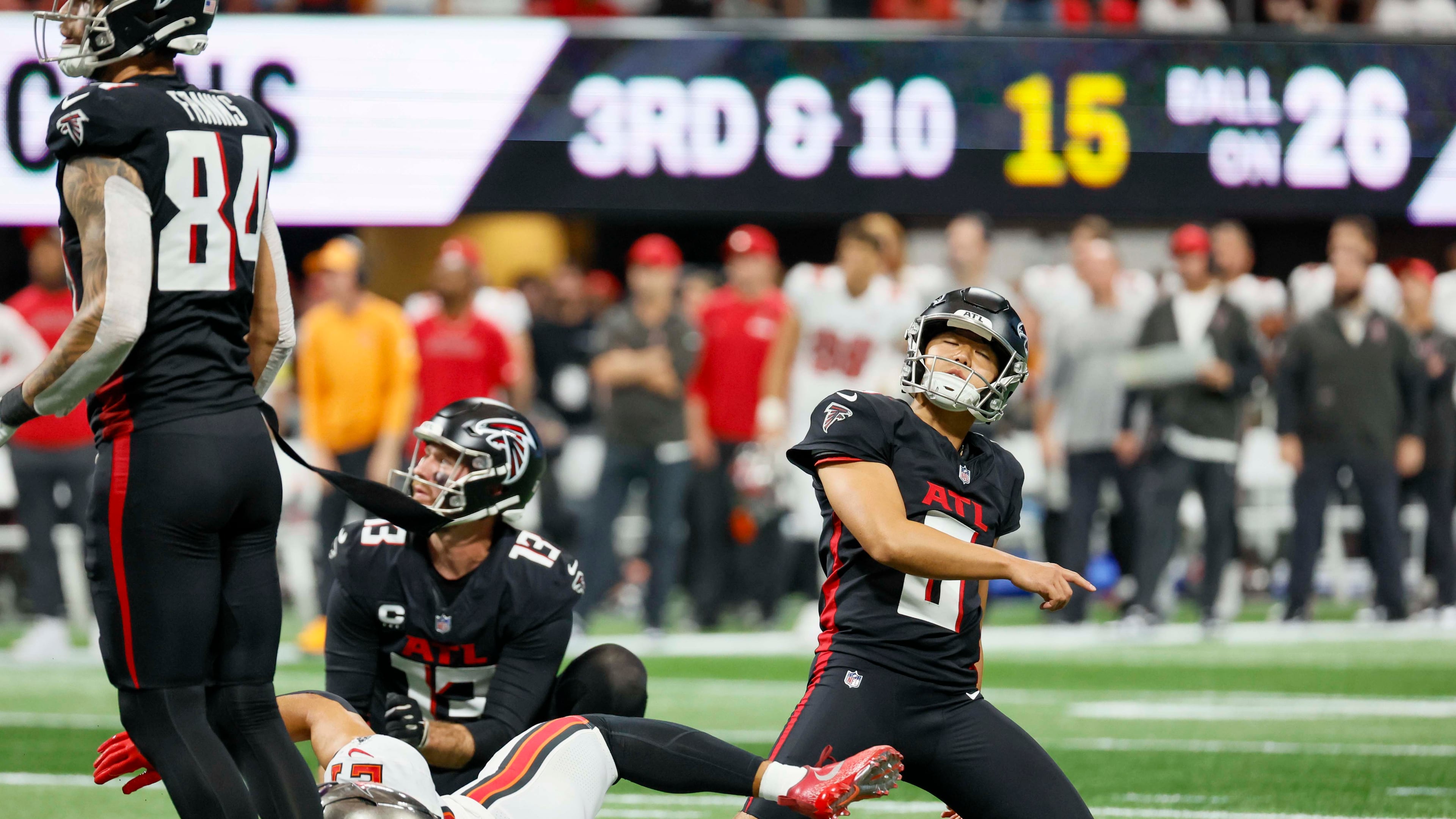 Atlanta Falcons placekicker Younghoe Koo (6) reacts after missing a last-second field goal. The Atlanta Falcons lost their home opener 23-20 to the Tampa Bay Buccaneers at Mercedes-Benz Stadium on Sunday, September 7, 2025, in Atlanta.  (Miguel Martinez/AJC)