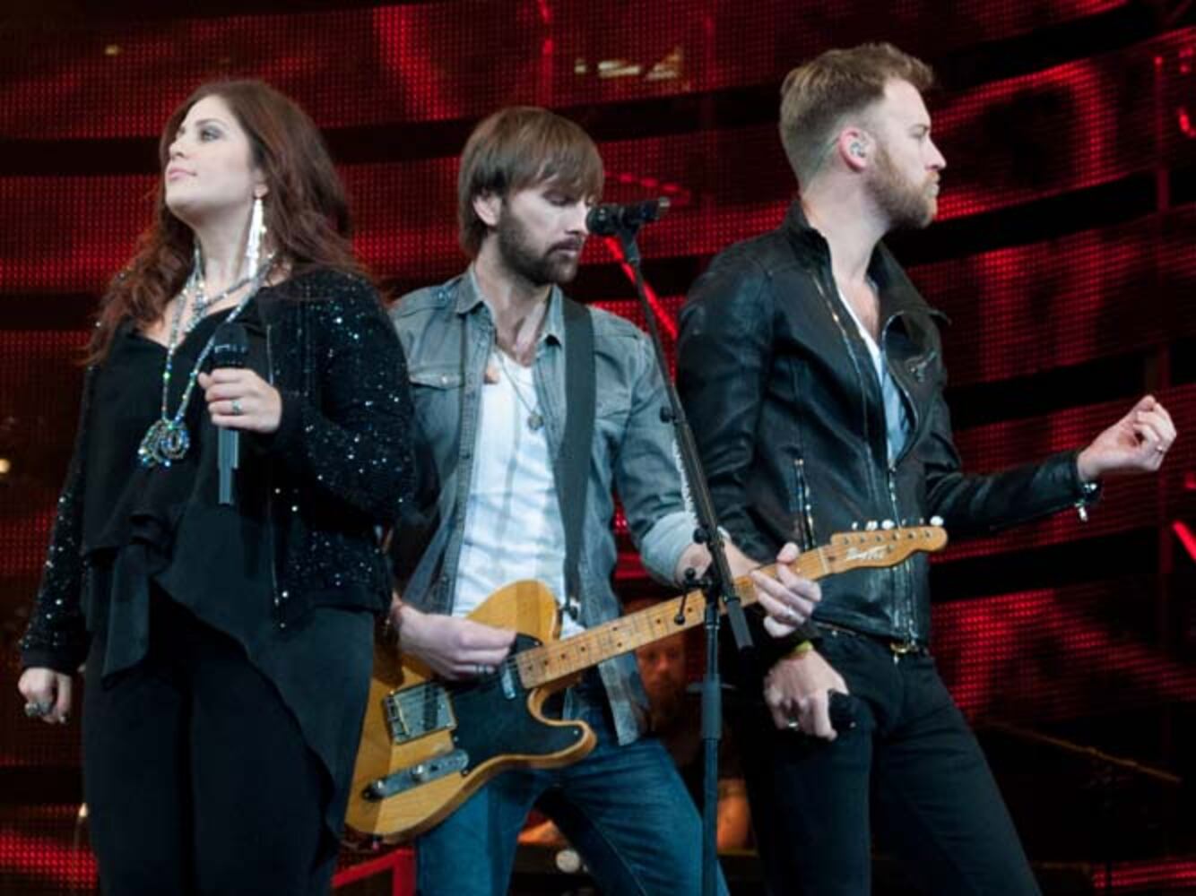 Lady Antebellum at RodeoHouston 2013