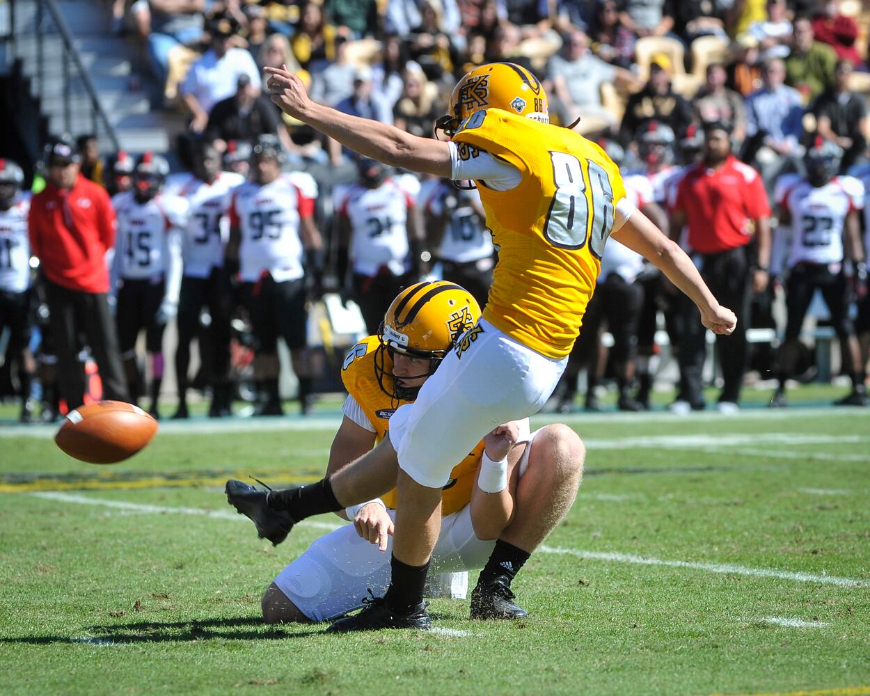 Owls celebrate historic win