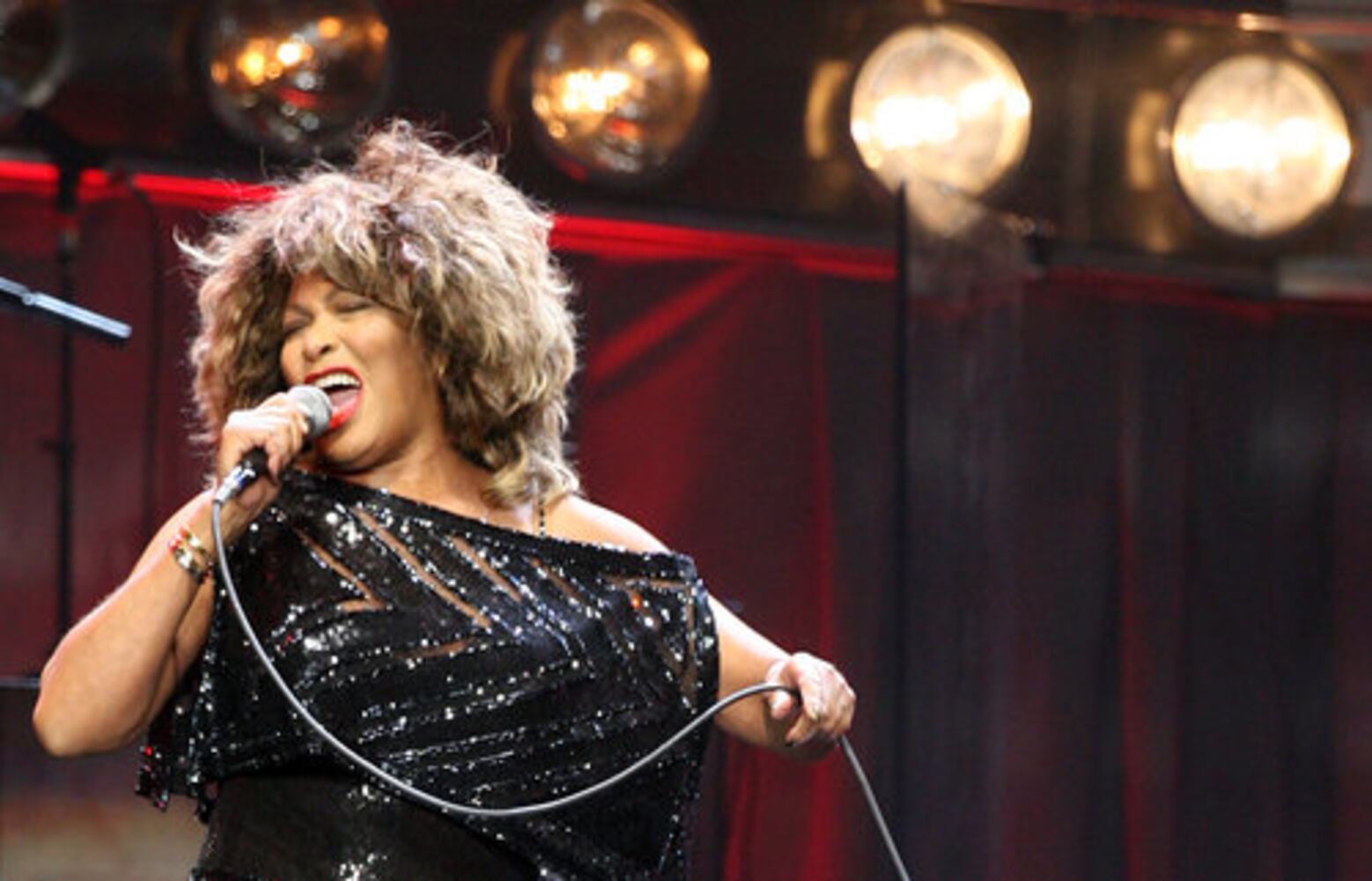 Tina Turner rules Philips Arena