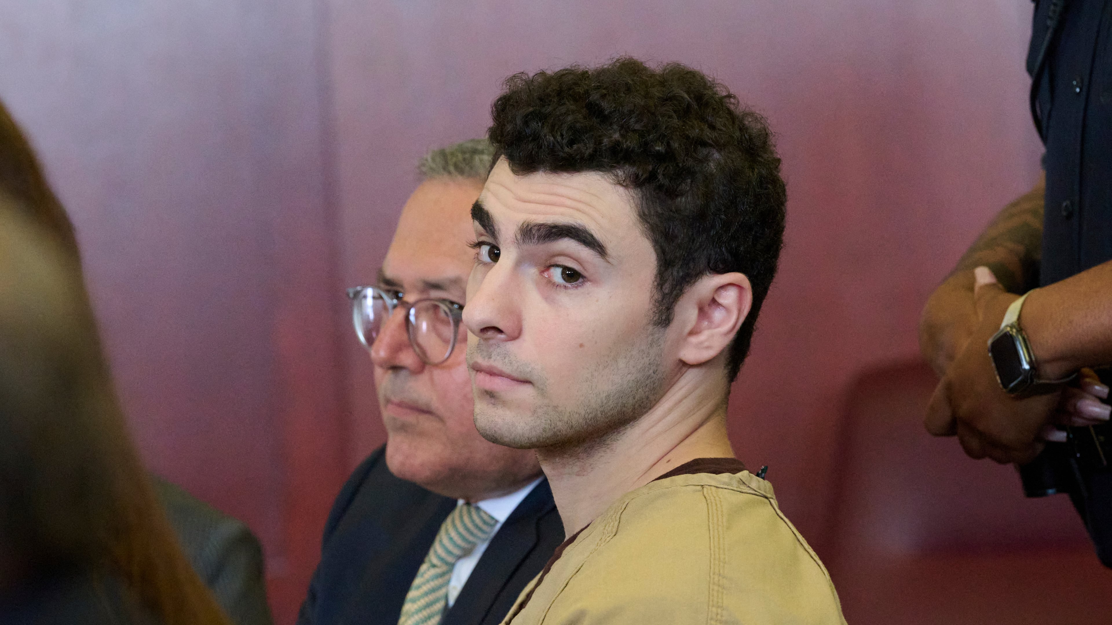 Luigi Mangione, accused of fatally shooting UnitedHealthcare CEO Brian Thompson, appears in Manhattan state court in New York, Tuesday, Sept. 16, 2025. (Curtis Means/Pool Photo via AP)