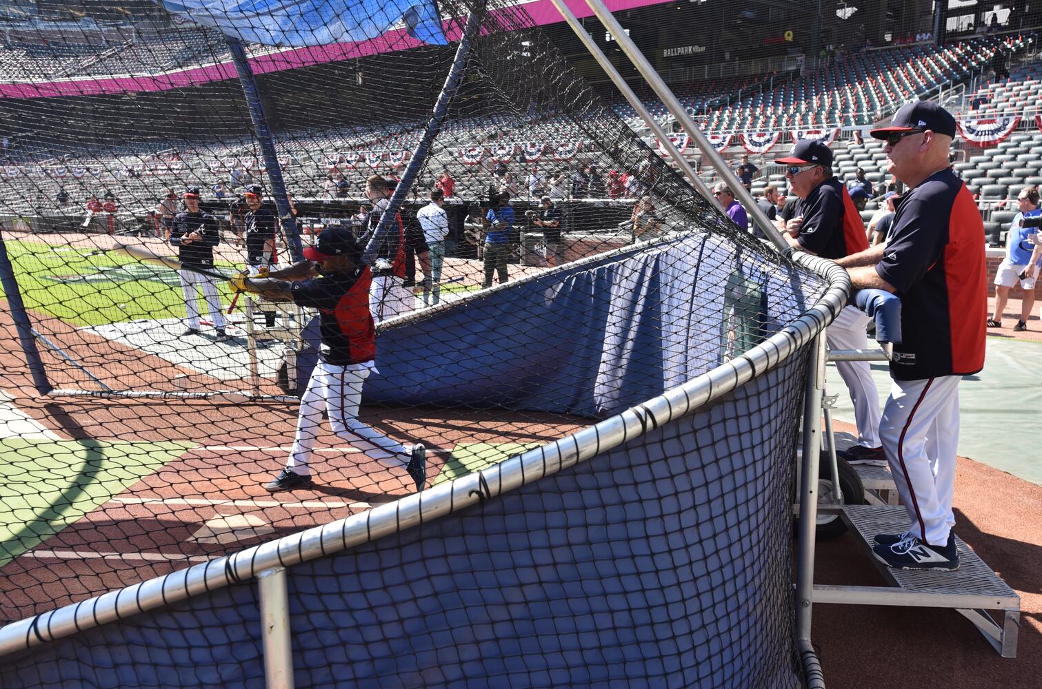 Photos: The scene at Game 2 of the Braves-Cardinals series