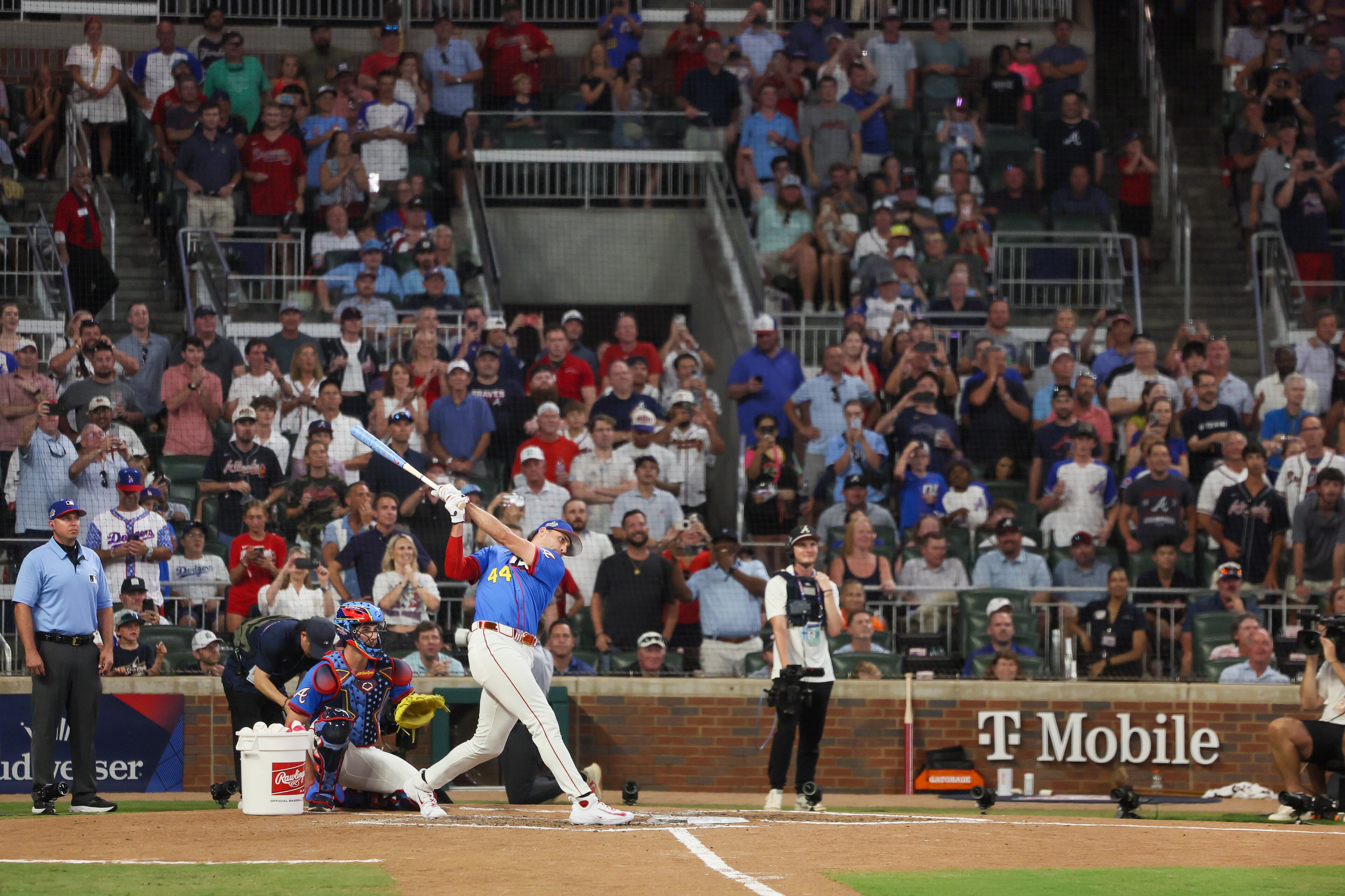 Atlanta Braves first baseman Matt Olson hits during the MLB Home Run Derby as part of the All-Star Game festivities on Monday, July 14, 2025 at Truist Park in Atlanta. Jason Getz / AJC