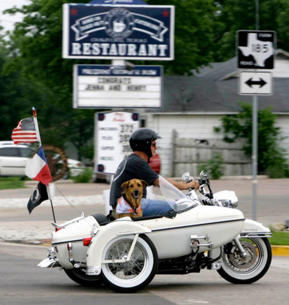 The scene in Texas for Jenna Bush wedding