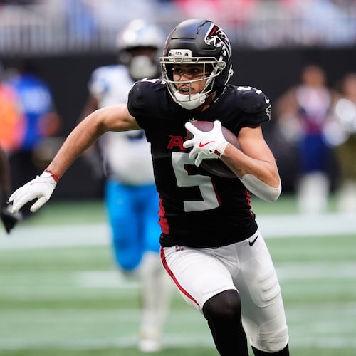 FILE - Atlanta Falcons wide receiver Drake London (5) carries against the Carolina Panthers in the first half of an NFL football game, Nov. 16, 2025, in Atlanta. (AP Photo/Mike Stewart, File)