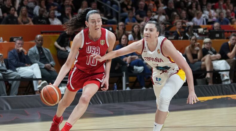 during the Women's Basketball World Cup semifinal match between the United States and Spain in Berlin, Saturday, Sept. 12, 2026. (AP Photo/Ebrahim Noroozi)