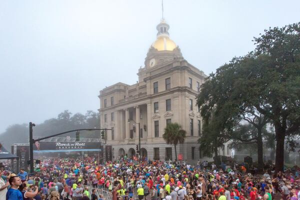 The Savannah Rock 'n' Roll Marathon always started in front of City Hall and finished at Forsyth Park during the race's decade-long history in Savannah. (Casey Jones/Savannah Sports Council)