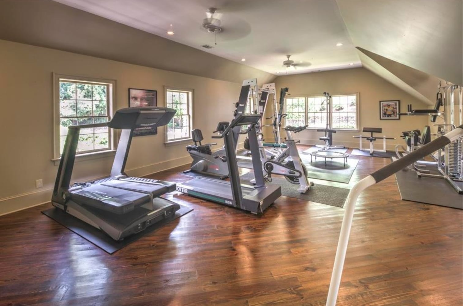 145 Valley Rd NW, Atlanta, GA 30305