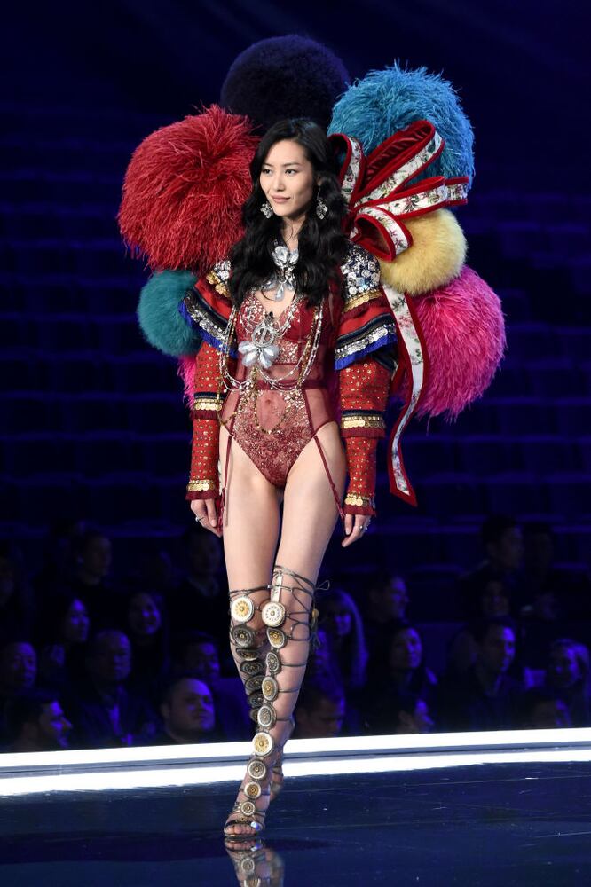 victorias secret fashion show in shanghai