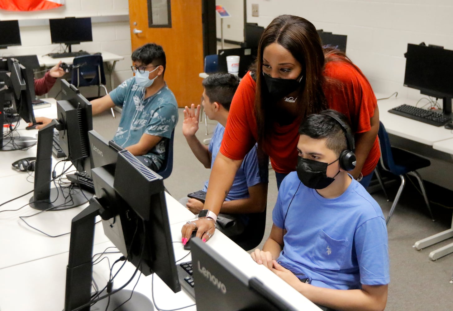 Students participate in Gwinnett County's Hispanic Mentoring Program