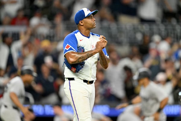 Atlanta Braves pitcher Raisel Iglesias allowed a grand slam during the ninth inning Saturday. (Hyosub Shin/AJC)
