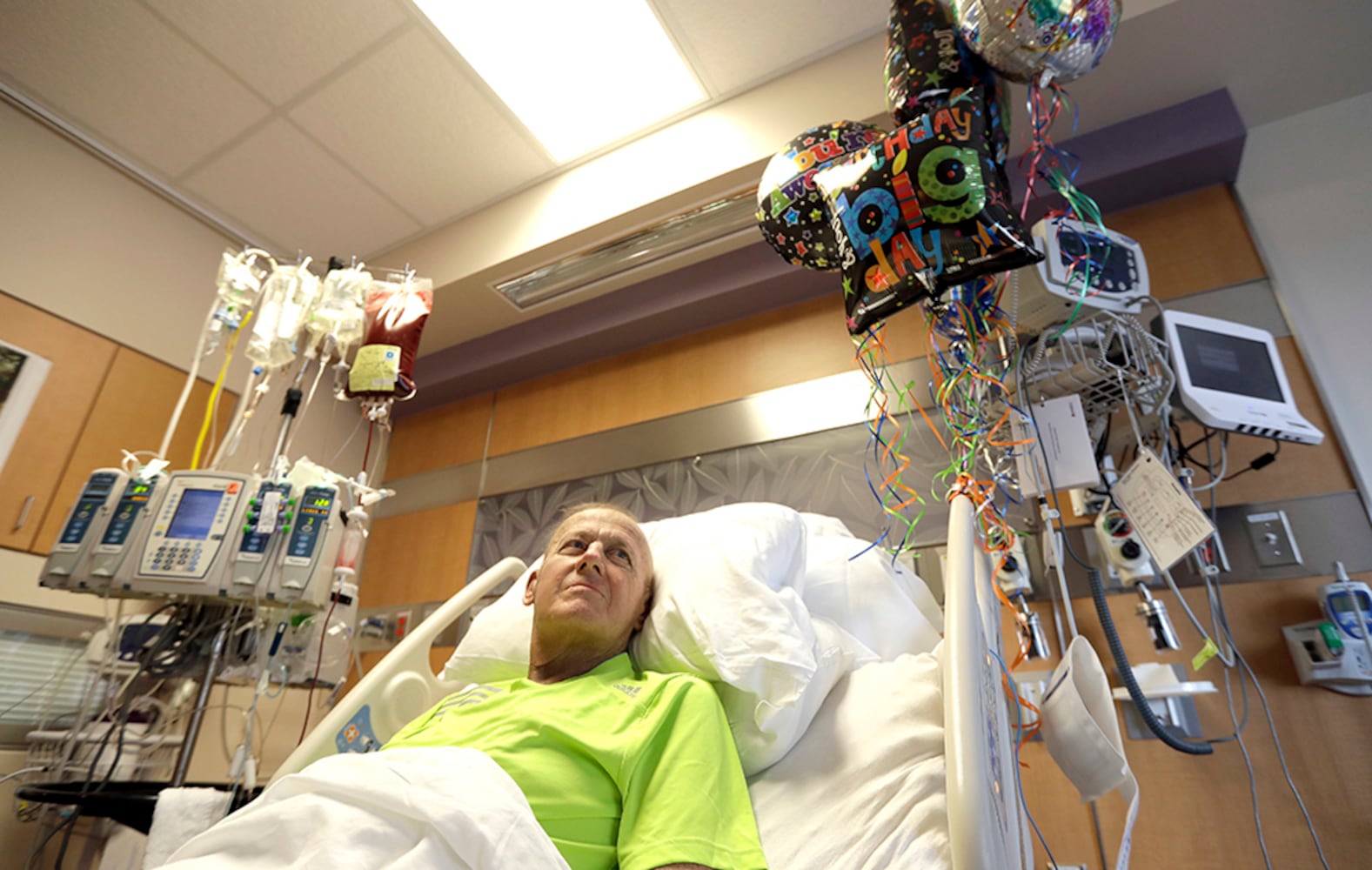 Craig Sager hangs tough in leukemia battle
