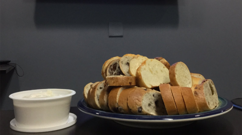 Social media was mixed on vertically-sliced bagels.