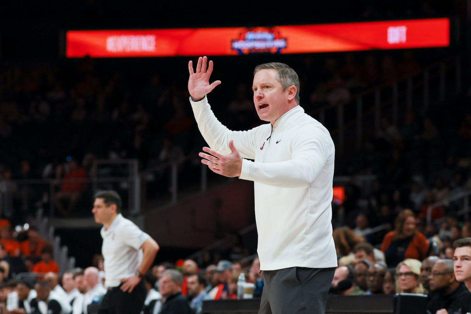 121425 uga basketball photos