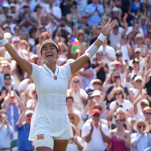 Alexandra Eala of the Philippines celebrates winning the third round women's singles match against Iga Swiatek of Poland at the Wimbledon Tennis Championships in London, Saturday, July 4, 2026.(AP Photo/Maja Smiejkowska)