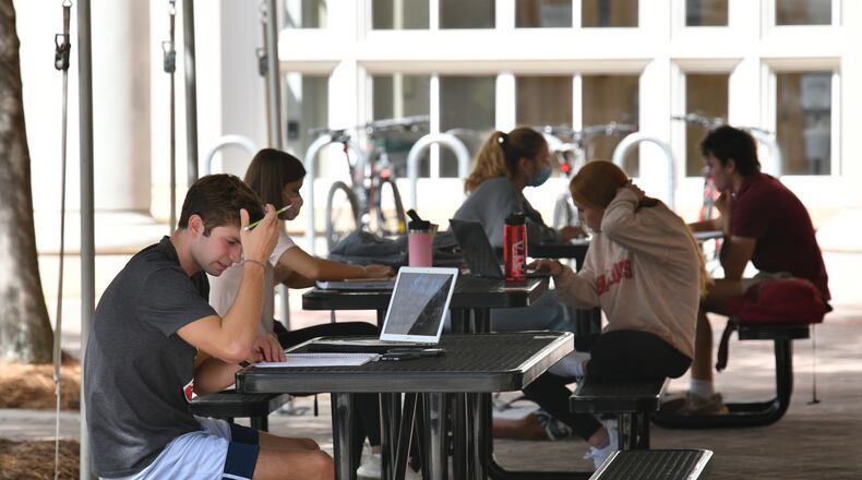 Though the Georgia Board of Education's decisions affect students and teachers, they aren't guaranteed a voice in the policymaking. Senate Bill 170 would change that. (Hyosub Shin / 2020 AJC file photo)