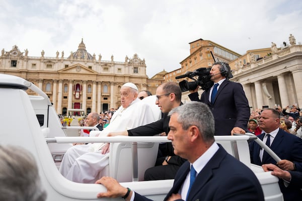 Pope Francis tours St. Peter's Square in his popemobile after bestowing the Urbi et Orbi (Latin for to the city and to the world) blessing at the end of the Easter mass presided over by Cardinal Angelo Comastri in St. Peter's Square at the Vatican Sunday, April 20, 2025.(AP Photo/Andrew Medichini)