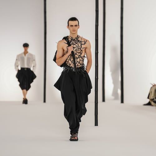 A model wears a creation as part of the Issey Miyake Homme Spring Summer 2027 collection presented in Paris, France, Thursday, June 25, 2026. (AP Photo/Aurelien Morissard)