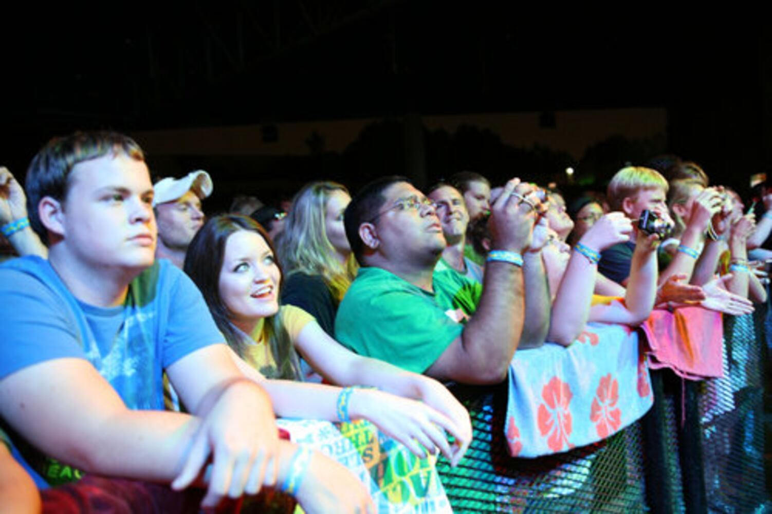 Jack Johnson rocks Lakewood
