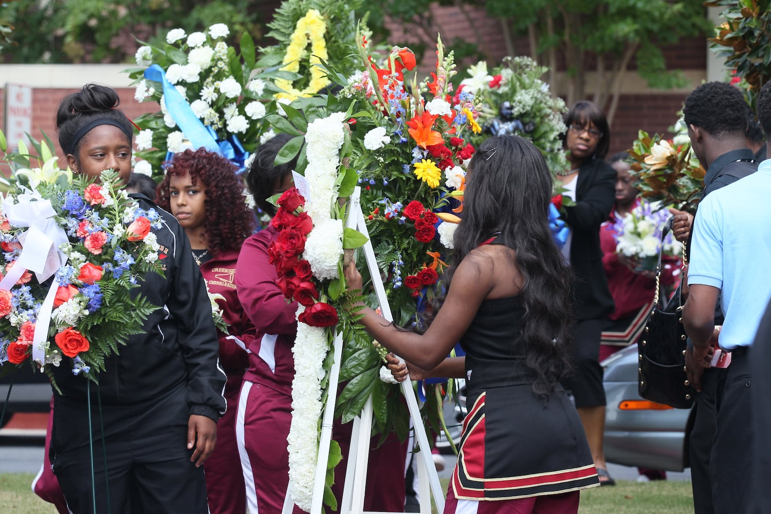 Funeral for Creekside High School's cornerback