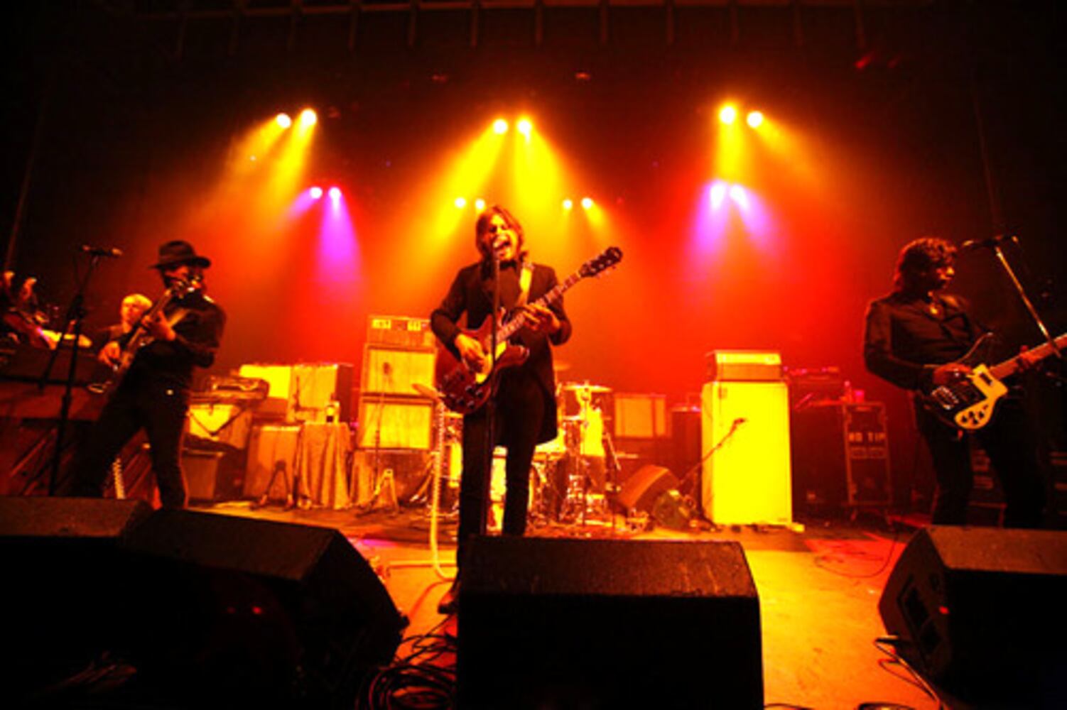 Editors and Hot Hot Heat spice up the Coca Cola Roxy Theatre
