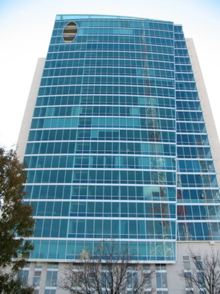 Woman killed in Aqua condo in Midtown