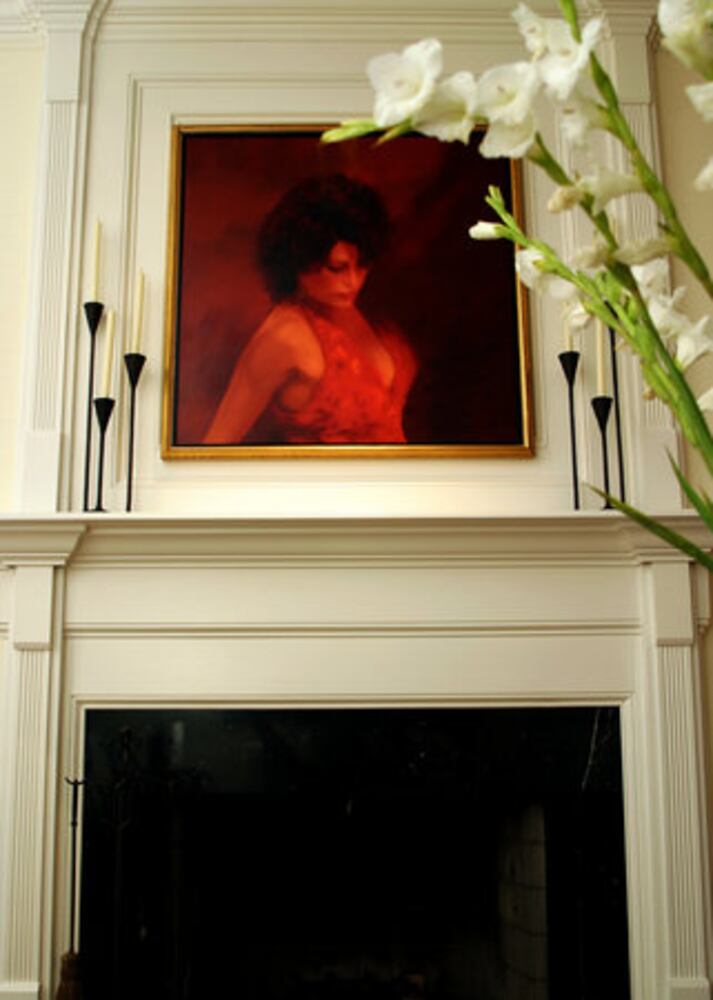 Latin family's mementos spice up home