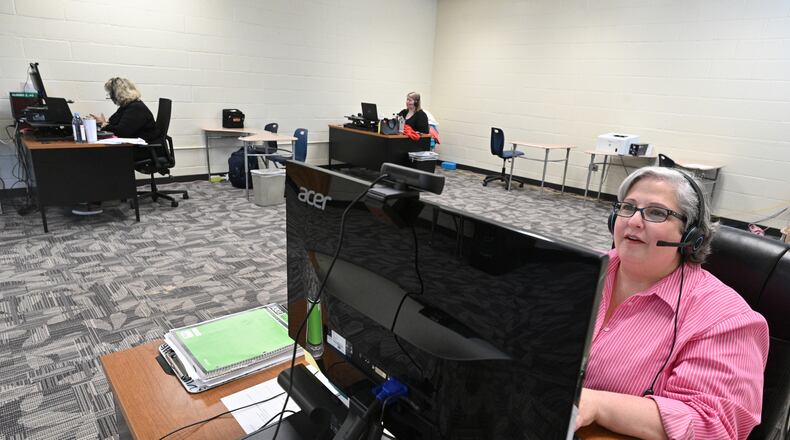 April 30, 2021 Dallas - Paulding schools online English teacher Laura Buffington (foreground) and math teachers Barbara Miller (left) and Angela Haxton teach their students online at Paulding Virtual Academy in Dallas on Friday, April 30, 2021. (Hyosub Shin / Hyosub.Shin@ajc.com)