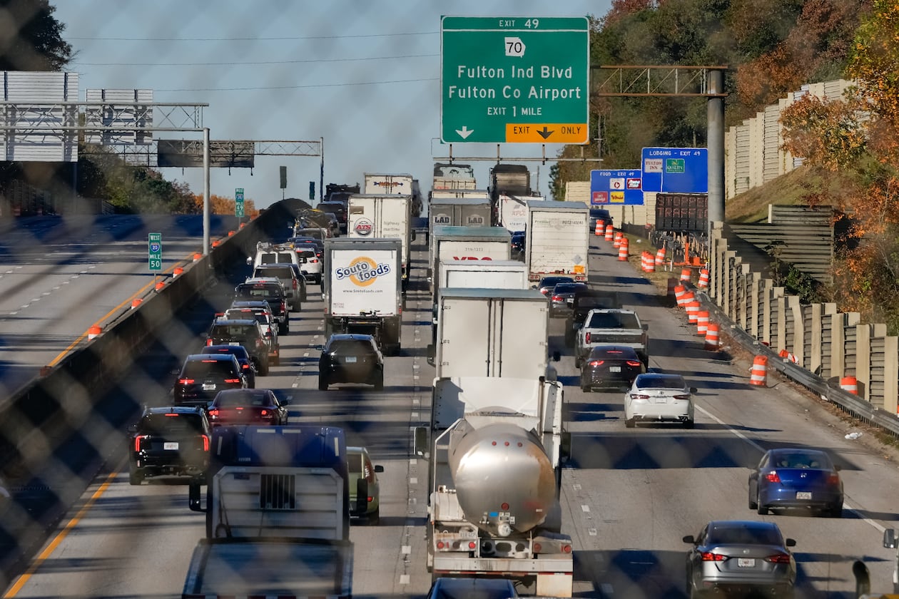 A crash caused major backups on I-20 East just before I-285 in Fulton County on Tuesday, Nov. 11, 2025. (Ben Hendren for the AJC)
