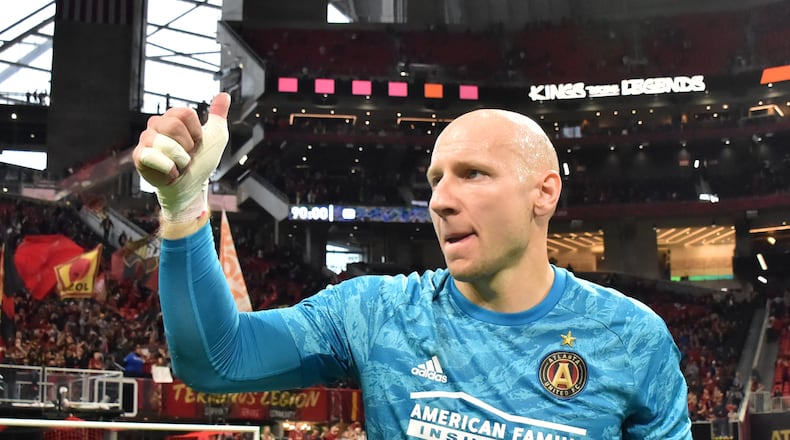 October 19, 2019 Atlanta - Atlanta United goalkeeper Brad Guzan (1) gives Atlanta United fans the thumbs up after Atlanta United defeated the New England Revolution in the first round of the MLS playoffs at Mercedes-Benz Stadium on Saturday, October 19, 2019. Atlanta United won 1-0 over the New England Revolution. (Hyosub Shin / Hyosub.Shin@ajc.com)