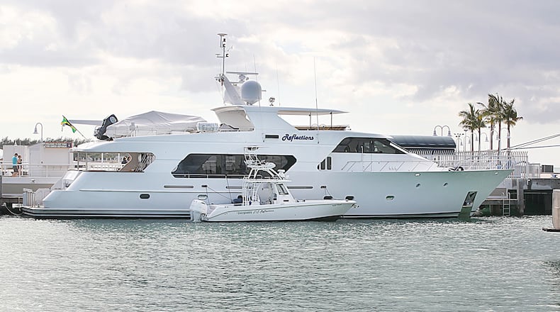 A bill that advanced in a key Georgia Senate committee Monday would give tax breaks to the owners of big yachts who have their boats refitted at the new Savannah Yachting Center if they spend more than $500,000.