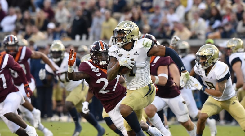 Georgia Tech wide receiver Jalen Camp runs with the ball against Virginia Tech. (Hyosub Shin / Hyosub.Shin@ajc.com)
