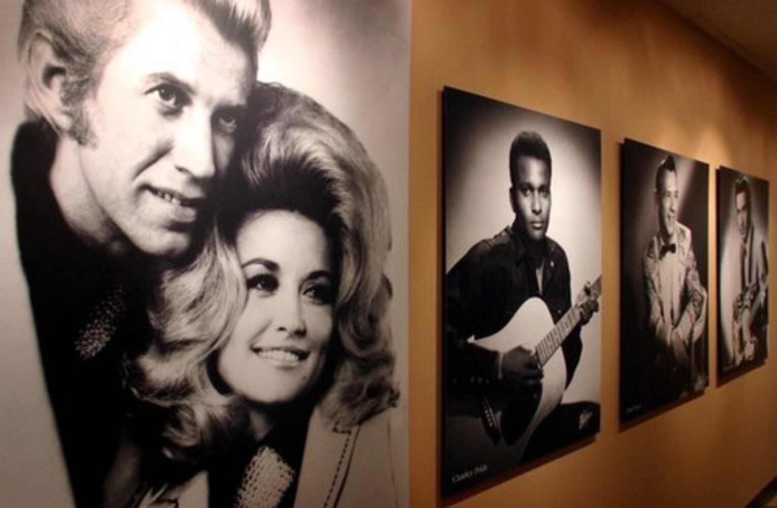 Country star Porter Wagoner dies