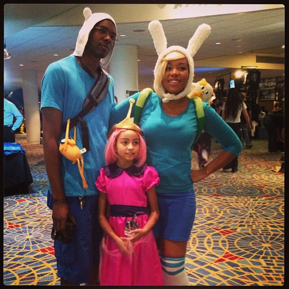 The family that Cosplays together... #dragoncon -- @jennifershark