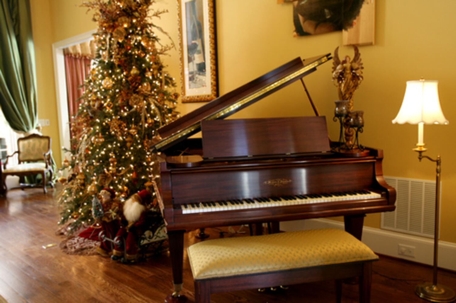 Inside peek: Sugarloaf Tour of Homes
