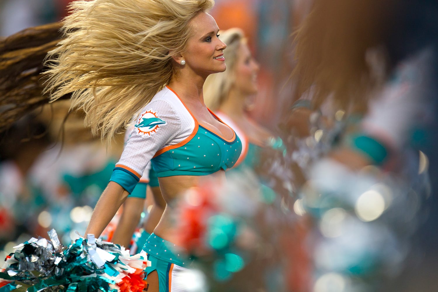 092213 Fins Falcons