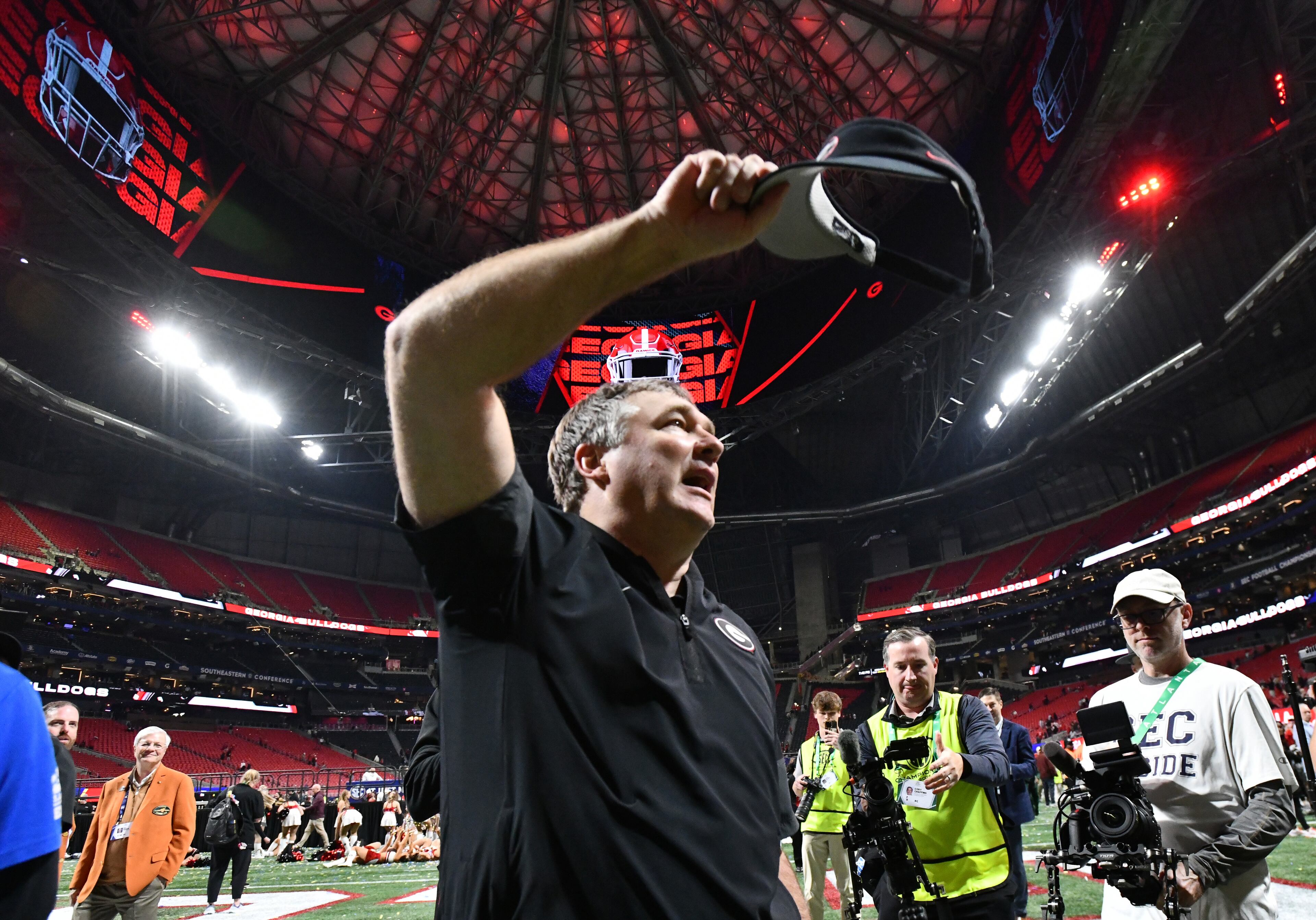Georgia head coach Kirby Smart celebrates after defeating Alabama 28-7 in the SEC Championship football game at the Mercedes-Benz Stadium, Saturday, December 6, 2025 in Atlanta. (Hyosub Shin / AJC)
