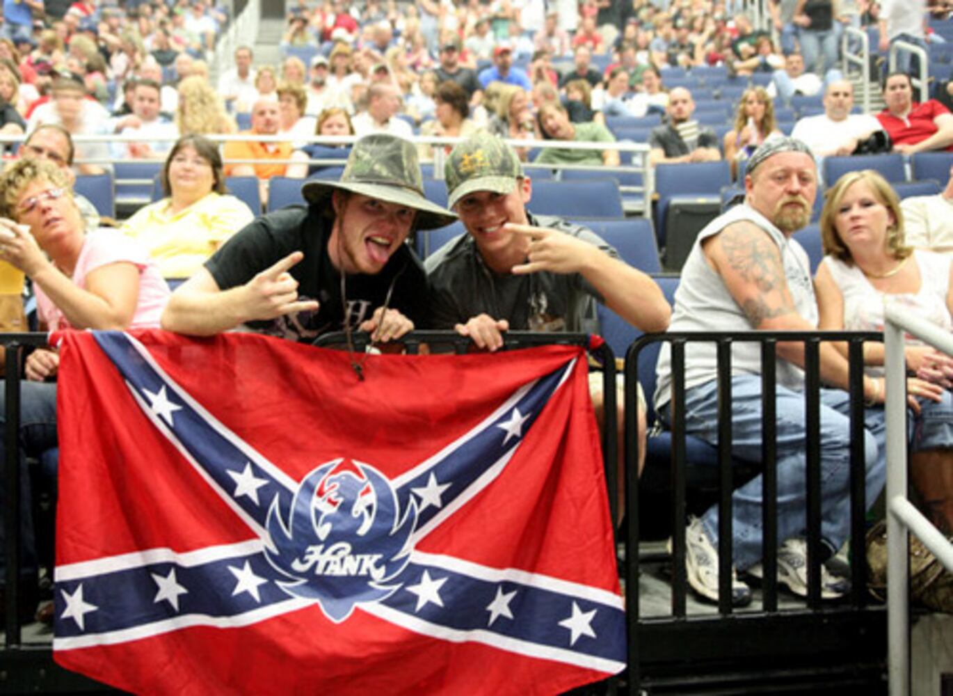 Lynyrd Skynyrd, Hank Williams Jr. play Arena